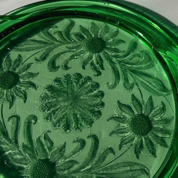 1930s Vtg Jeanette Green Depression GLOW Glass Sunflower Footed Cake Plate 10" - Picture 15 of 16